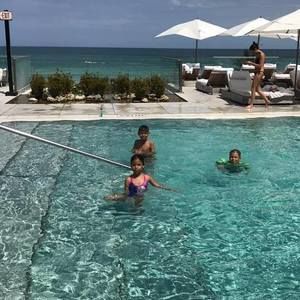 Meet your Posher, Maria